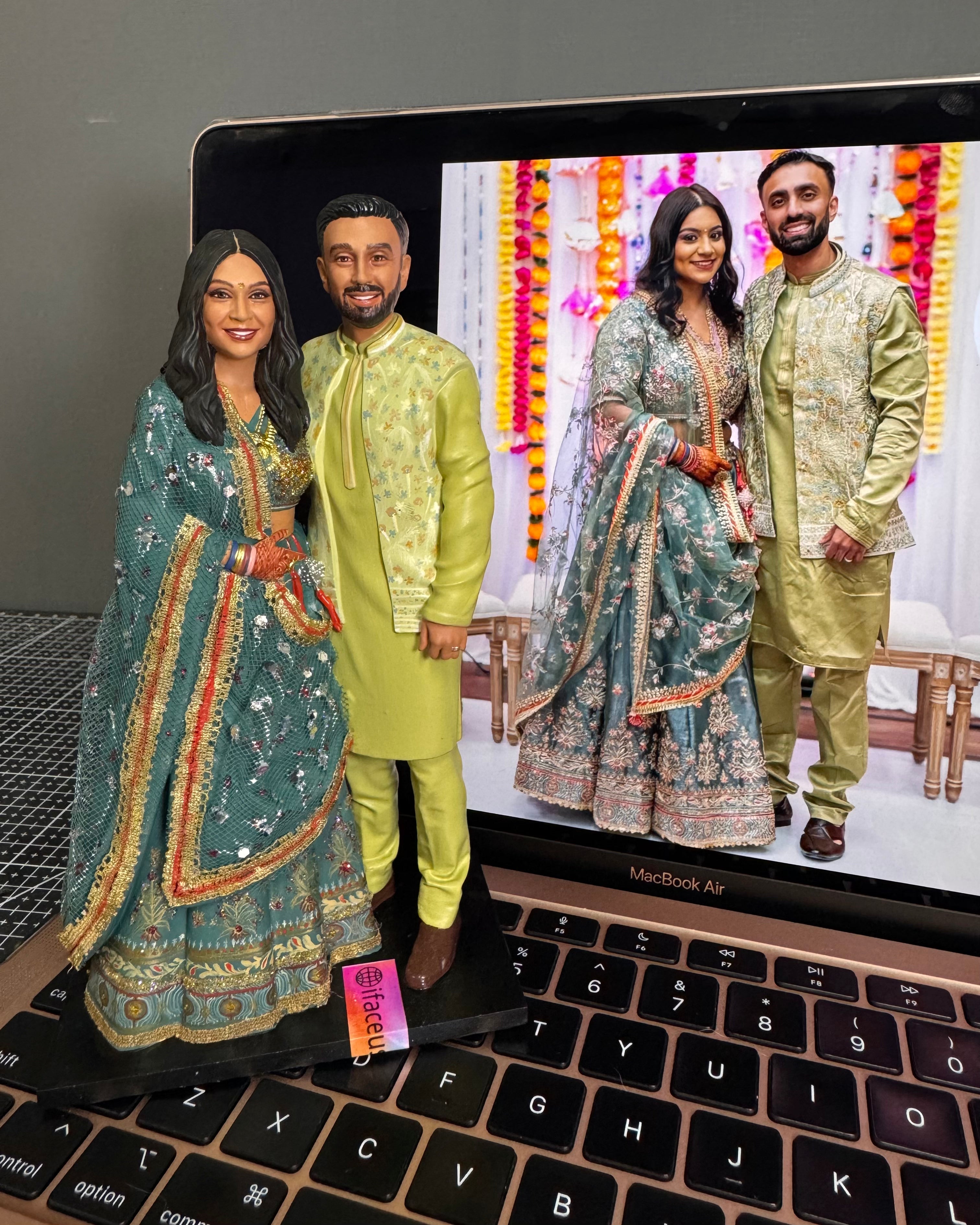 Statue der traditionellen Kleidung 